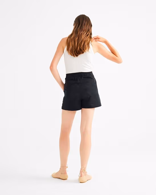 Thinking MU — Narciso shorts